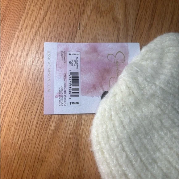 Jessica Simpson Pearl Embellished NWT Beanie - Picture 3 of 3